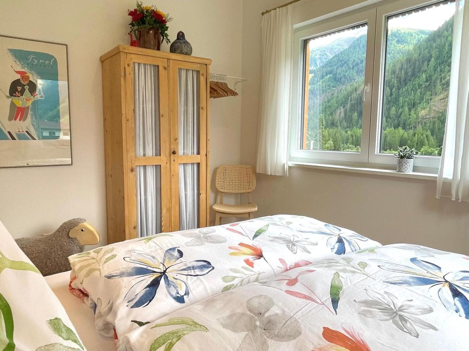 Tyrol Purelife Lodges Санкт Якоб ин Дефереген Стая снимка