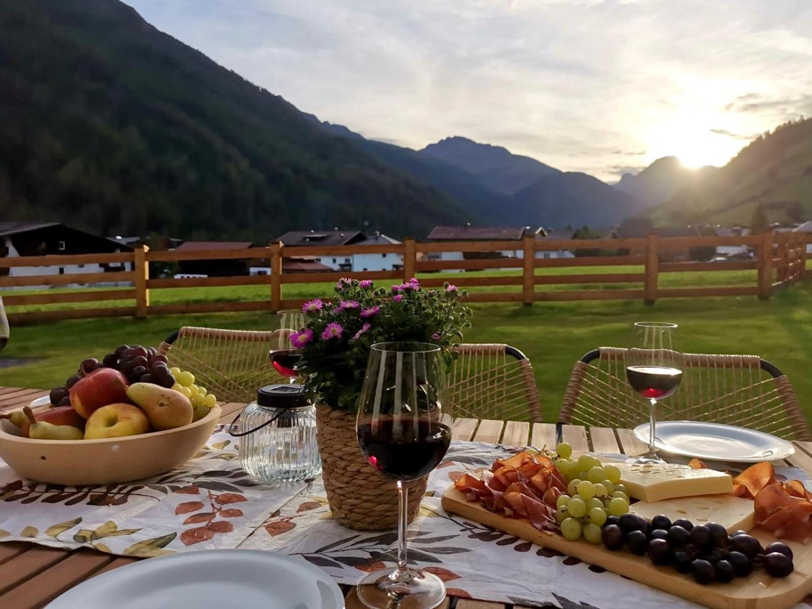 Tyrol Purelife Lodges Санкт Якоб ин Дефереген Екстериор снимка